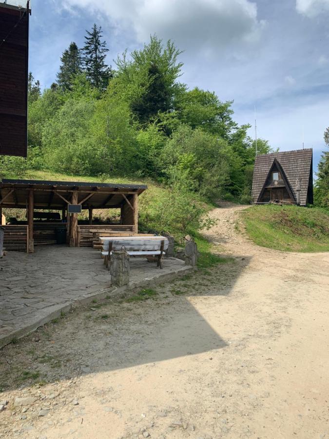 Schronisko Gorskie Pttk Na Jaworzynie Krynickiej Krynica-Zdrój Extérieur photo